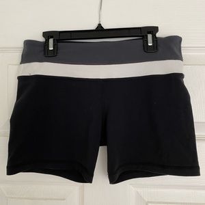 Lululemon spandex shorts